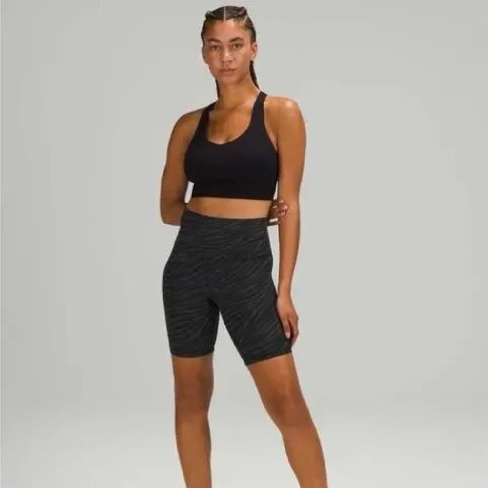 Fast and Free High-Rise Short 8" in Le Tigre Camo Deep Coal Multi